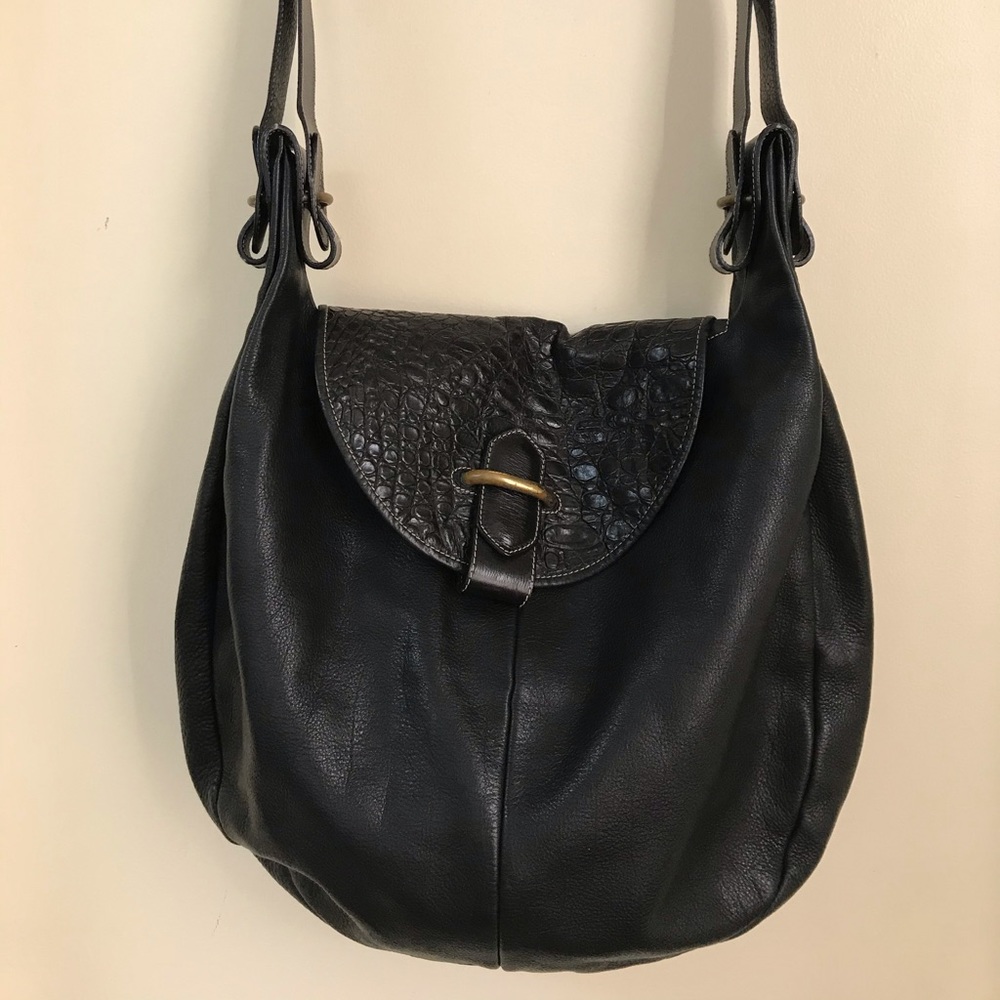 Black leather Joan & David purse